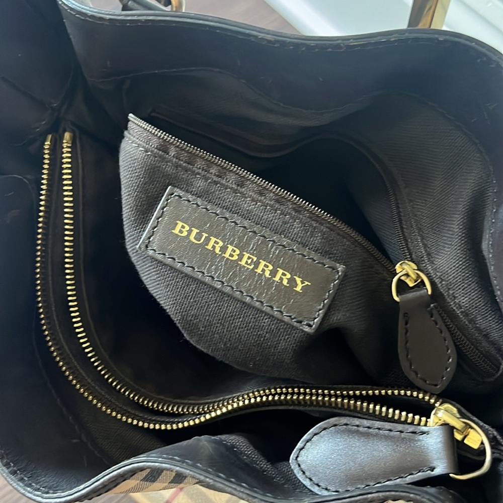 Burberry Shoulder and Crossbody Hobo Bag - Picture 7 of 11